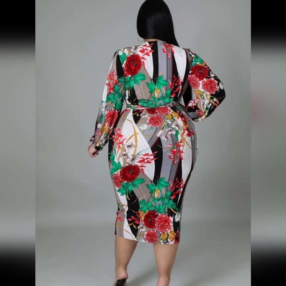 Color ME Bad Dress - Picture 12 of 13